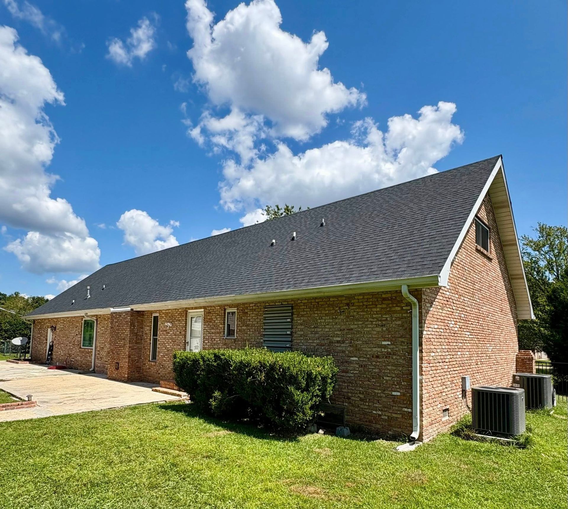 Roof replacement in Navarre, FL